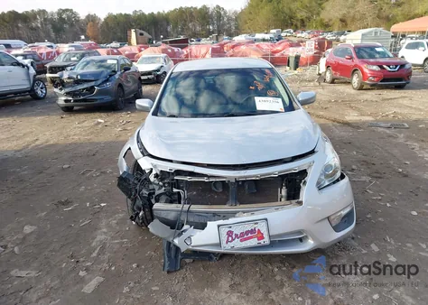 2013 Nissan Altima 2.5 S z USA, uszkodzony, nr VIN 1N4AL3AP5DC270957